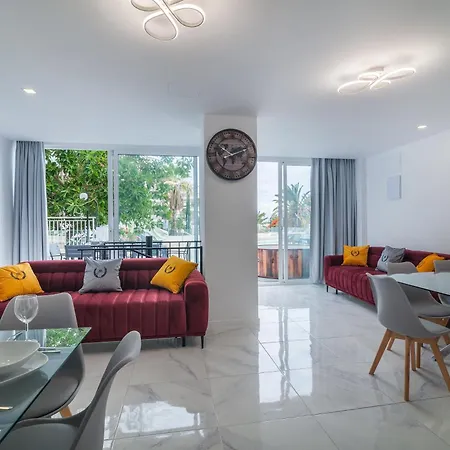 Appartement Ponderosa Next To The Pool With Big Terraces Close To The And Siam Park