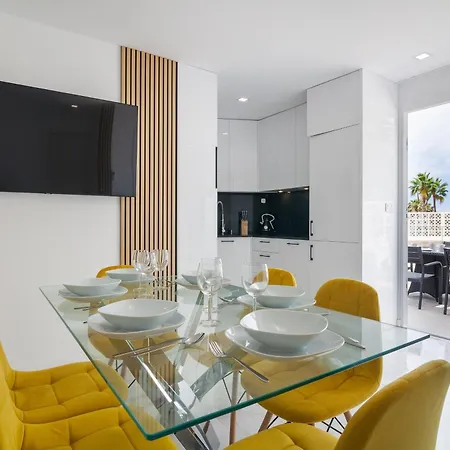 Ponderosa Next To The Pool With Big Terraces Close To The And Siam Park Appartement Playa Feñabe