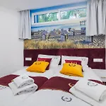 Ponderosa Next To The Pool With Big Terraces Close To The And Siam Park Apartment *